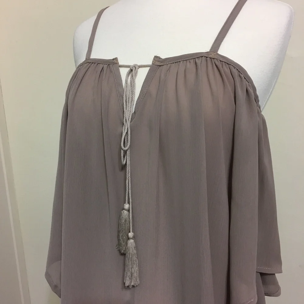 Tassel Tie Front Split V Neck Flowy Mocha Butterfly Blouse - Picture 8 of 8